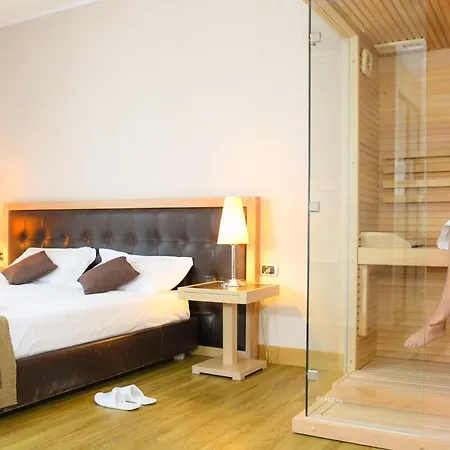 Master Hotel