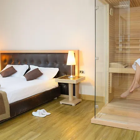 Master Hotel