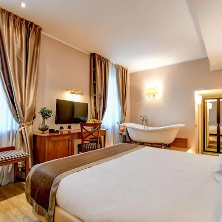 Master Hotel 4*