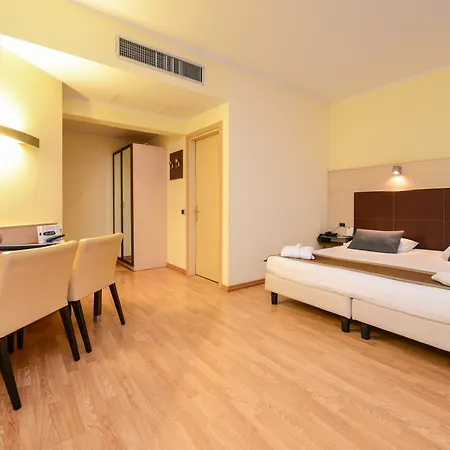 Hotell Master