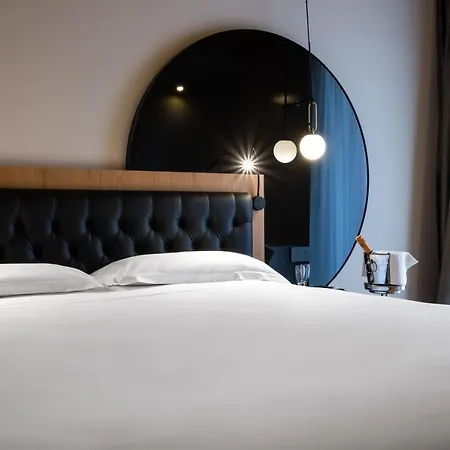 Master Hotel