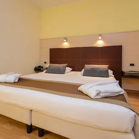 Hotell Master