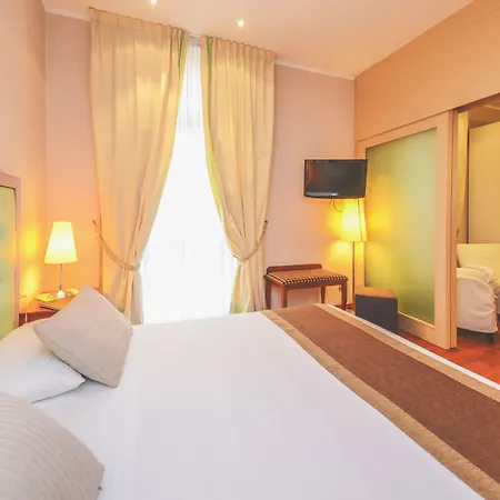 Master Hotell