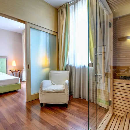 Master Hotell