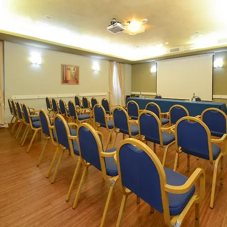 Master Hotel