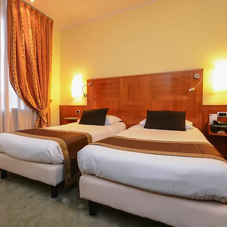 マスター 4* ブレシア